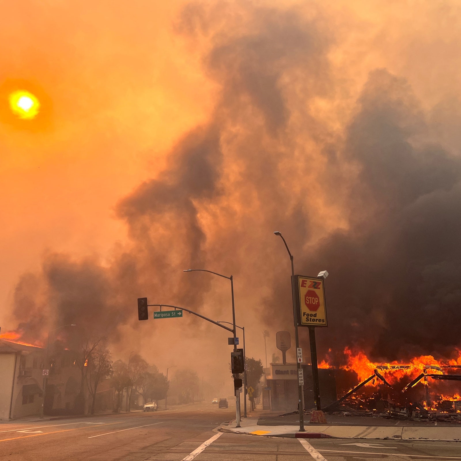 The California Wildfires Are Making the Air Toxic&-Here’s How to Protect Your Health